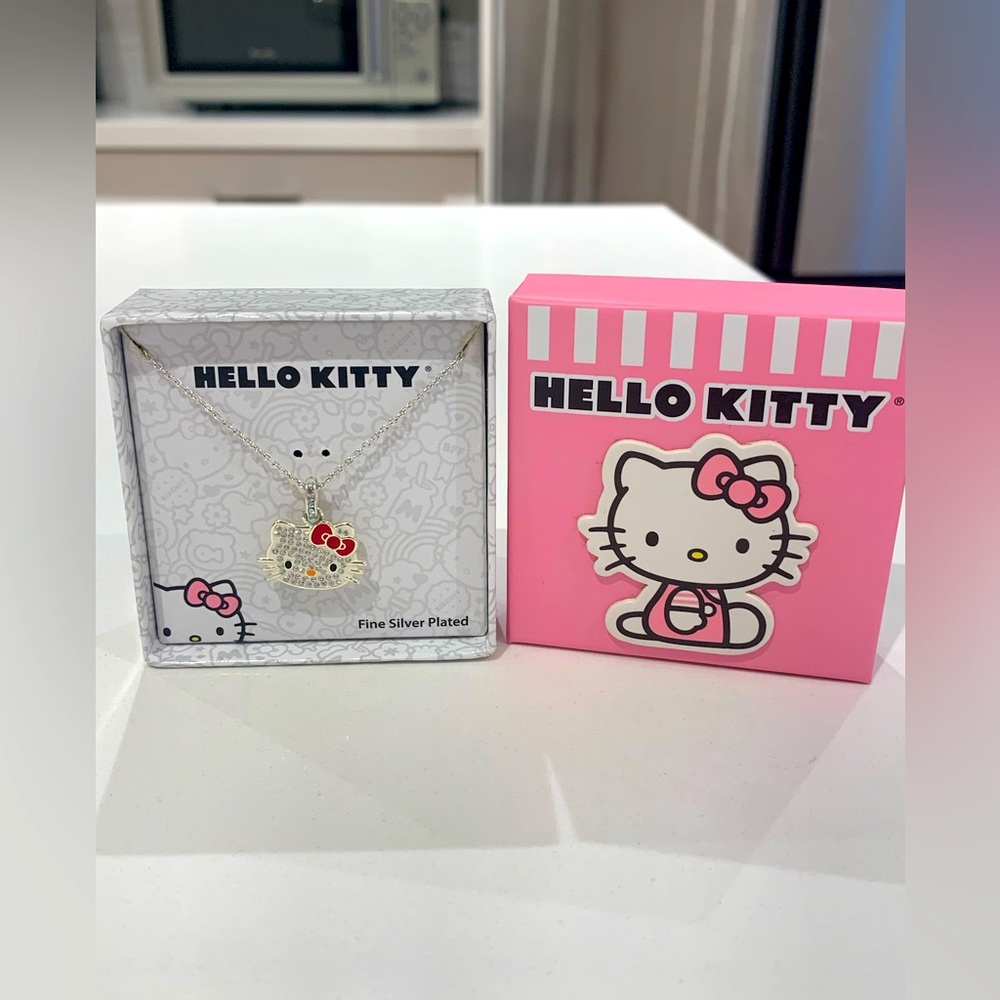 🎀 CUTE Hello Kitty Silver Plated Pave Stone Necklace Earrings Set 🎀